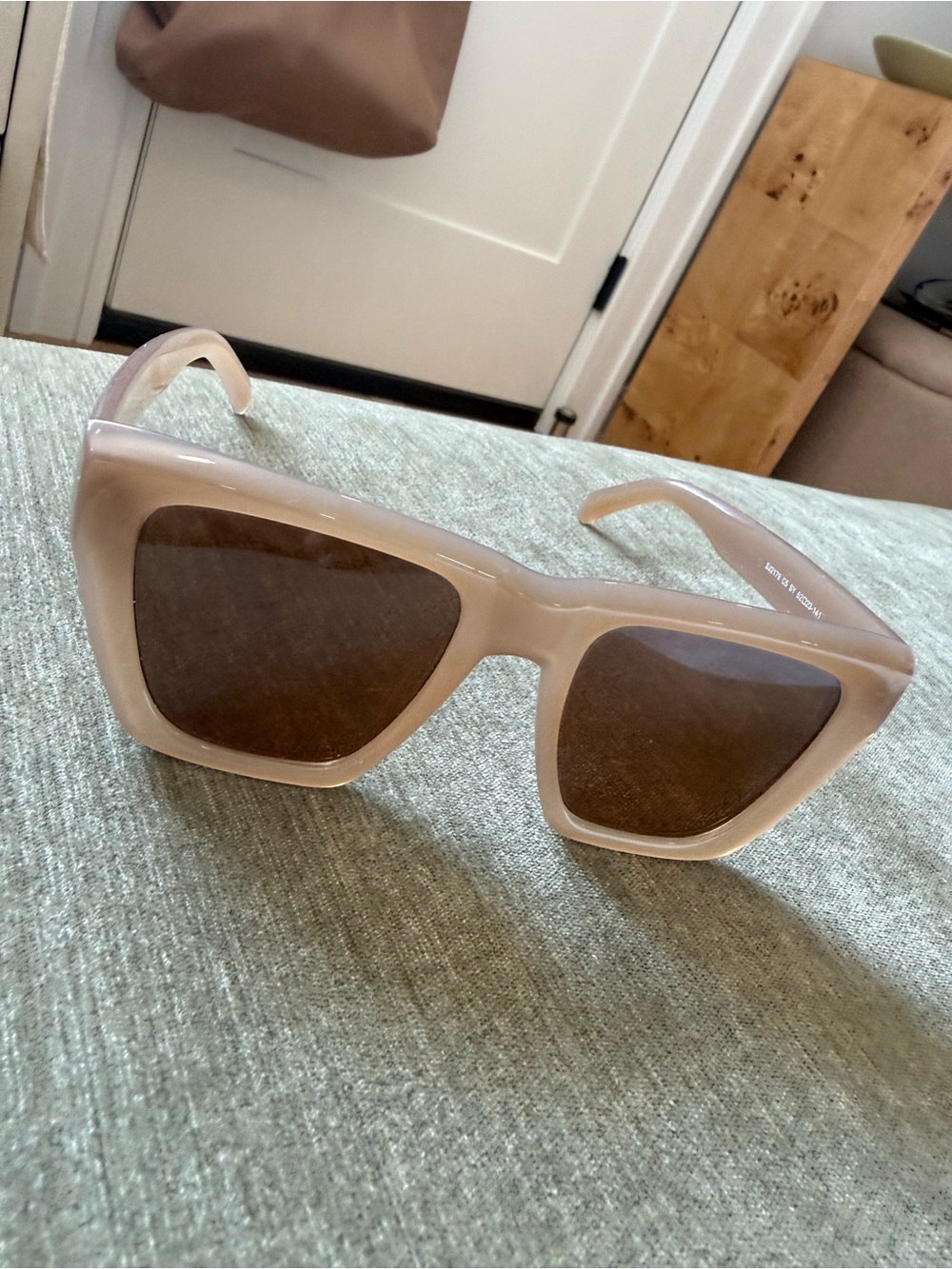 Oversized Beige Square Sunglasses for Women - Chic Neutral Shades